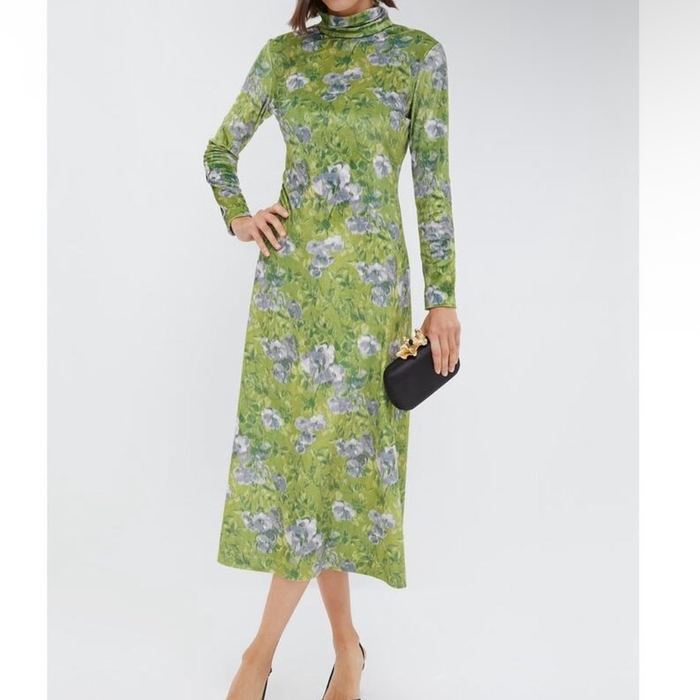 TUCKERNUCK Muted Meadow Velvet Ellery Dress